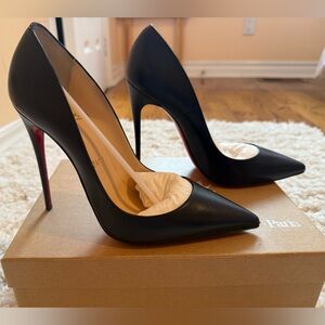 Christian Louboutin So Kate